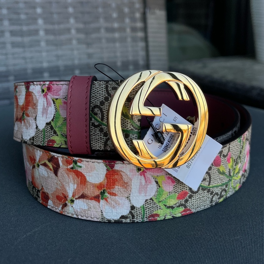 NEVER WORN Authentic Gucci Monogram Pink Floral Blooms Print GG Buckle Belt